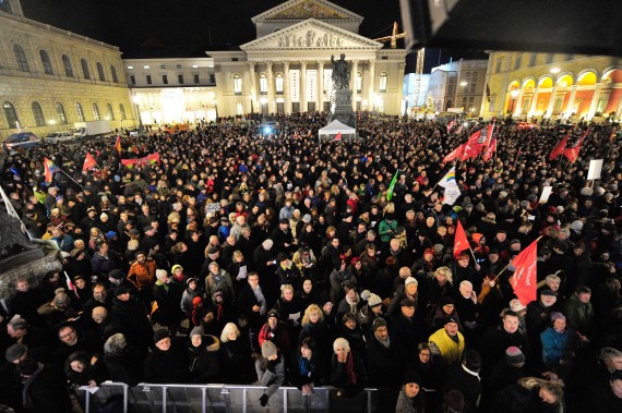 ©2014 Klaus Haag – Anti-Pegida-Kundgebung 2014